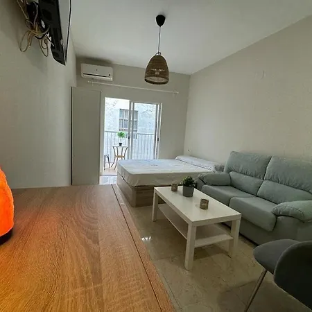 Bohemian Irugarhouse Apartment